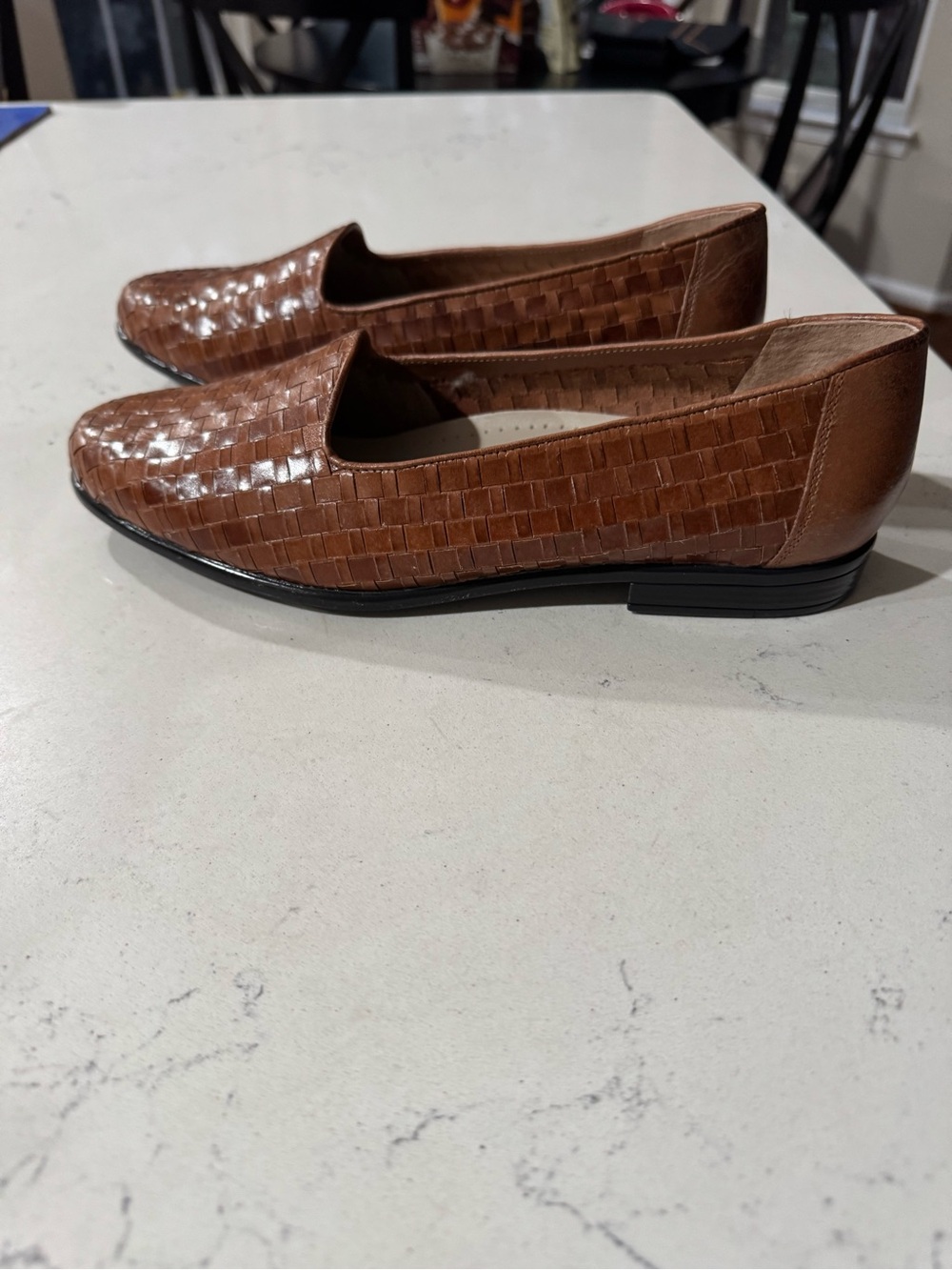 Trotters Women's Brown Woven Leather Loafers